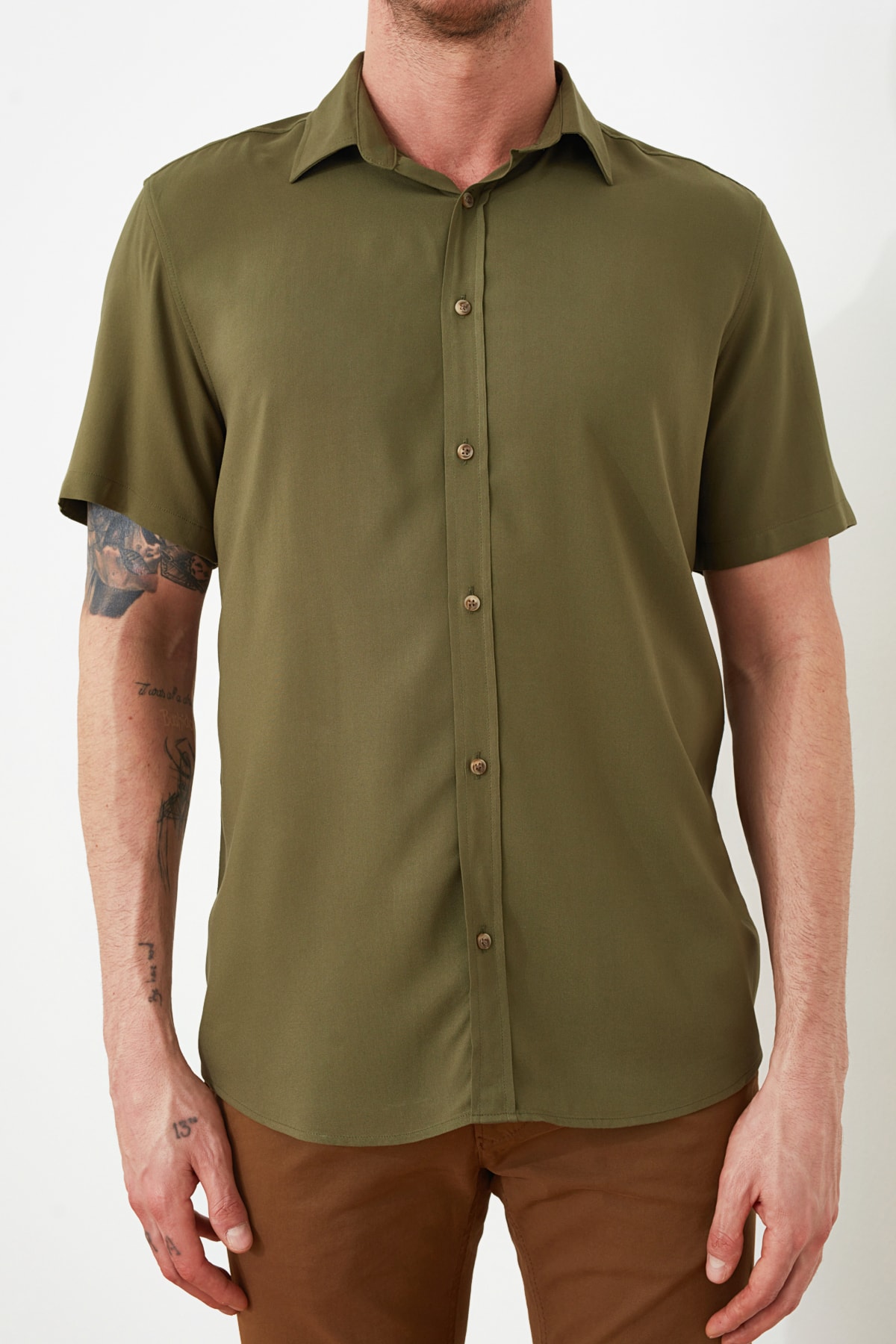 Trendyol-Male-Shirt-Collar-Short-Sleeve-Regular-Viscose-Shirt-TMNSS20GO0442-2.jpg